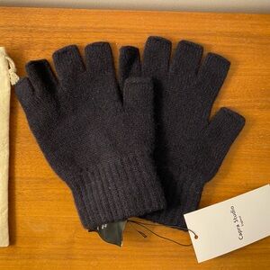 Capra Studio Cashmere Fingerless Gloves